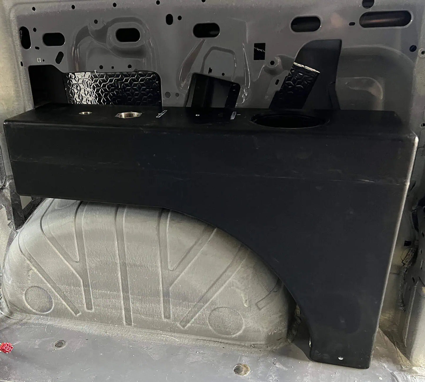 Wydale 37 Litre Wheel Arch Tank - T37WBK5
